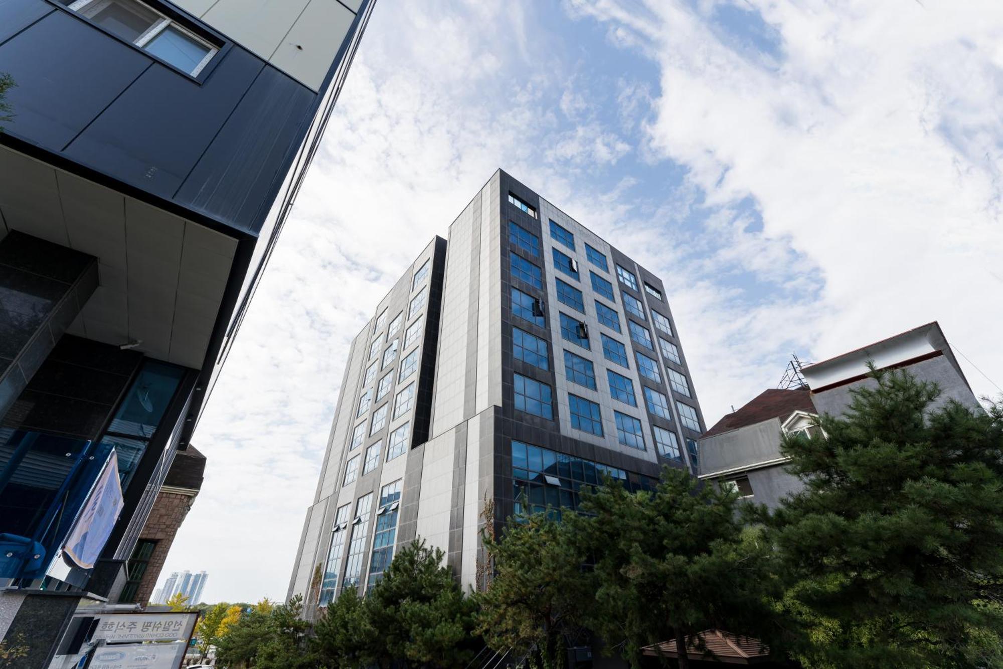 Browndot Hotel Incheon Songdo Экстерьер фото